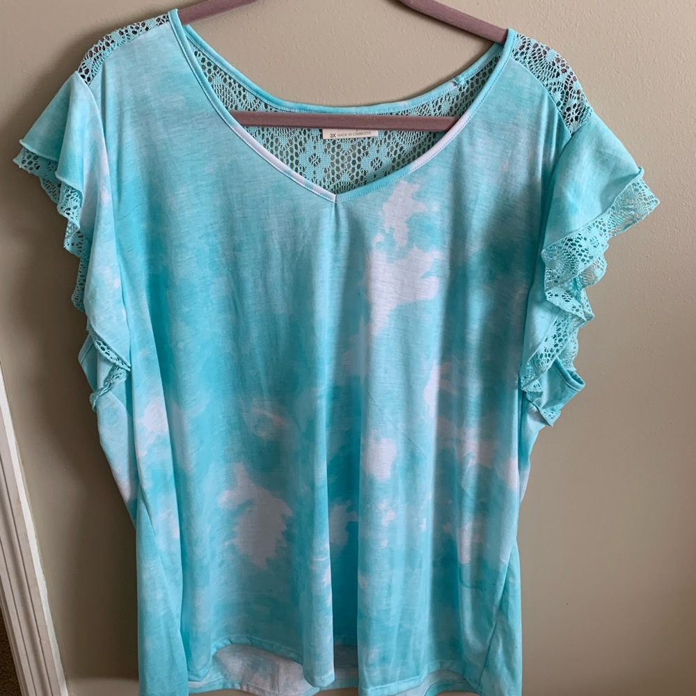 Bobbie Brooks Tee